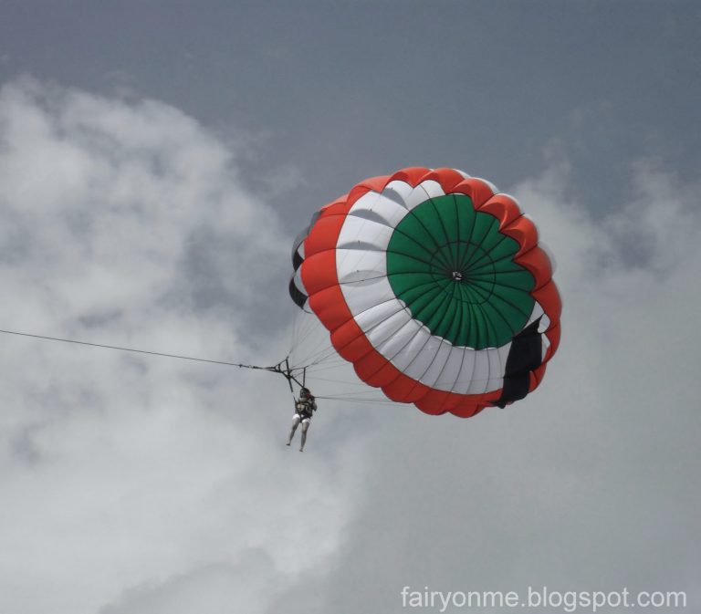 parasailing