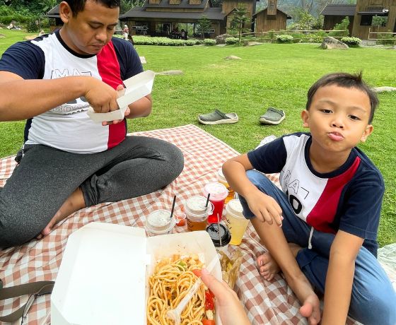 harga menu di rustic market